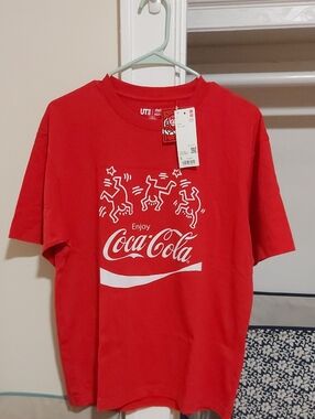 Uniqlo Red Coca-Cola Graphic Short Sleeve Tee